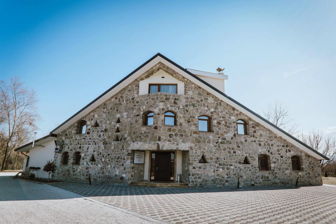 Lazar Winery Tourism B&B Rosoman Zewnętrze zdjęcie